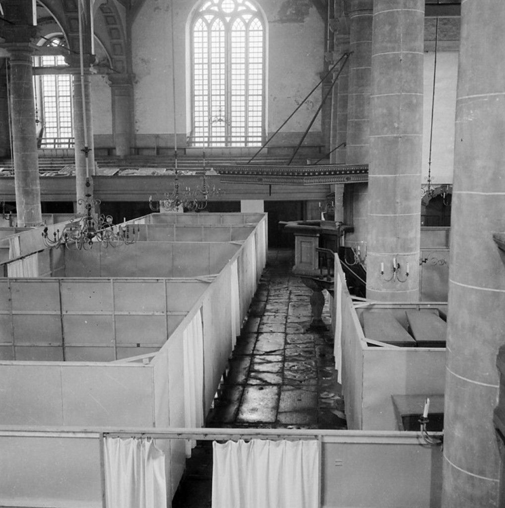 Mortuarium in de Zuiderker. Foto: Cas Oorthuys, collectie Nederlands Fotomuseum